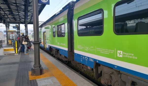 Primi giorni per i nuovi treni Asti Milano