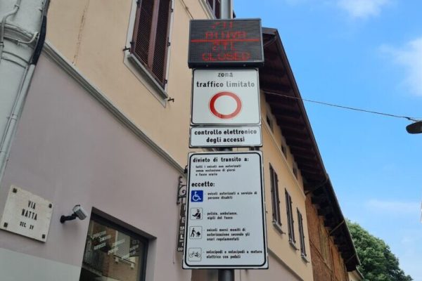 Primo giorno nuova Ztl Cattedrale di Asti20