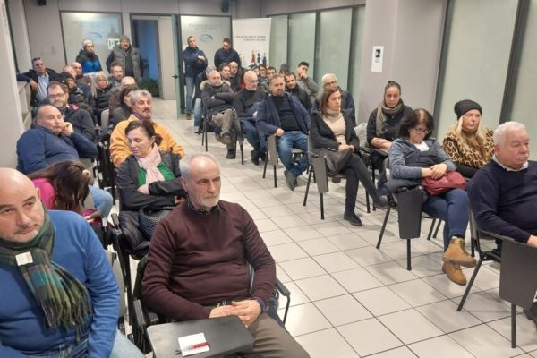 Riunione degli ambulanti all'Ascom