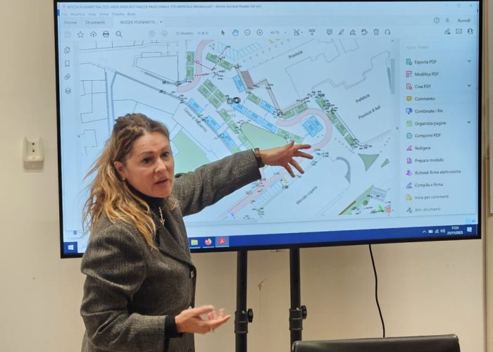 Riunione tra l'assessora al Commercio e gli ambulanti del mercato di Asti