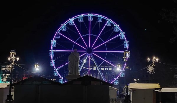 Ruota panoramica piazza alfieri Asti3