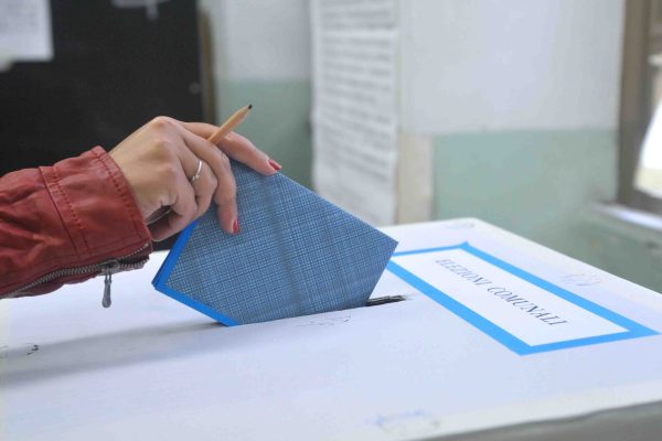 Schede elettorali, astigiani al voto