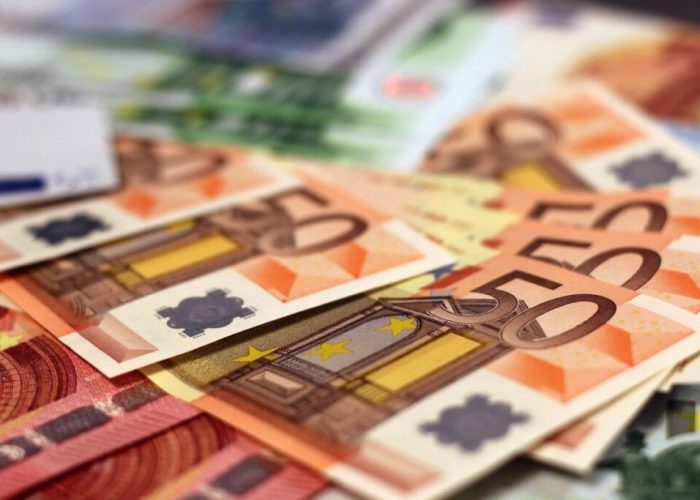 Soldi euro generica