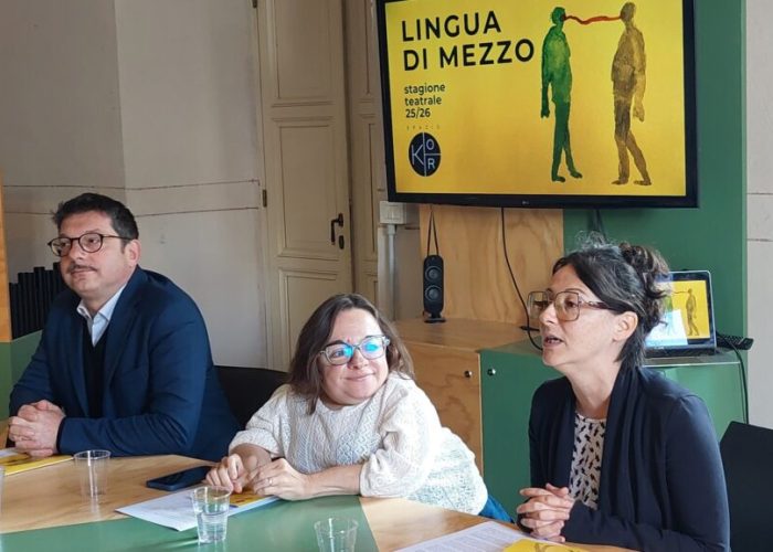Stagione Lingua di mezzo Spazio Kor
