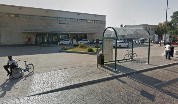 Streetview-piazza-Marconi-Asti-Stazione