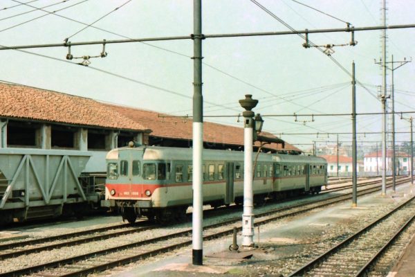 Treni alla stazione di Nizza Monferrato