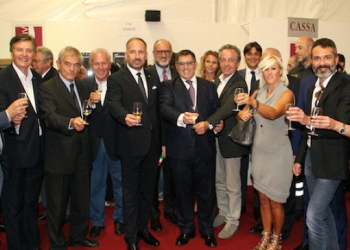 Taglio del nastro per la 51° Douja d'Or