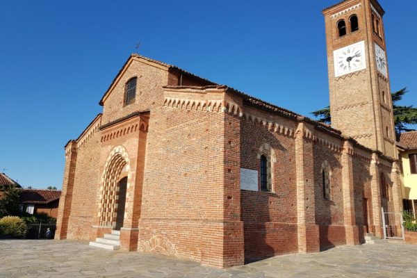 Viatosto chiesa