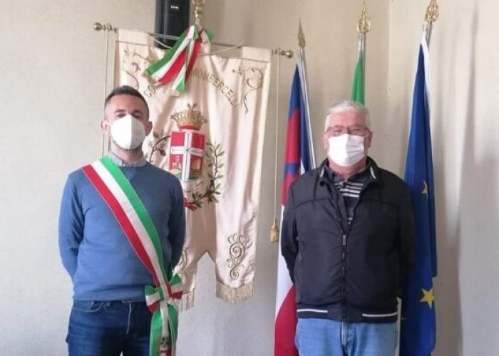 mombercelli sindaco e alpini