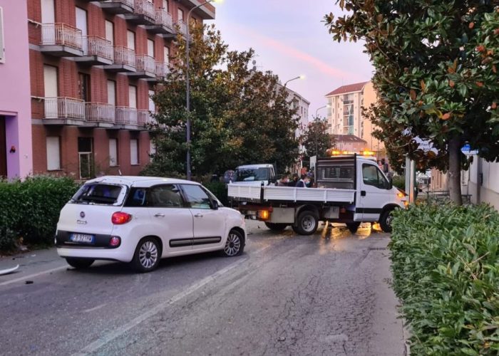 incidente asti viale partigiani