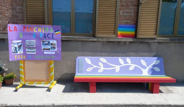 panchina scuola primaria motta di costigliole