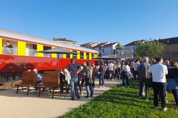montegrosso treno tra le vigne