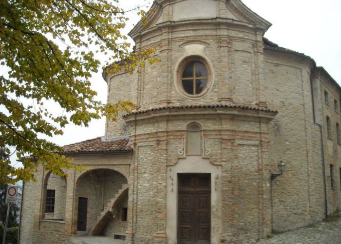 A Canelli piove sugli affreschi,ricerca di fondi per San Rocco