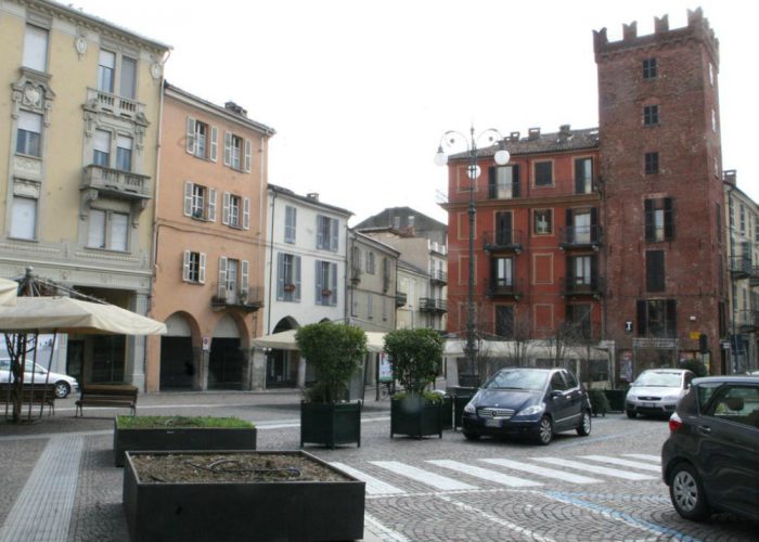 A piedi in piazza Statuto«Mai discusso in Consiglio»