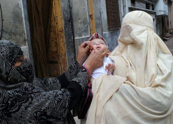 Afghanistan/ Uccisa volontaria della vaccinazione contro la polio