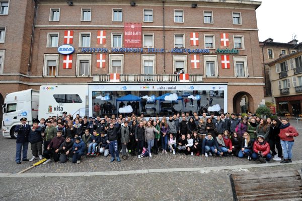 truck polizia asti 2015