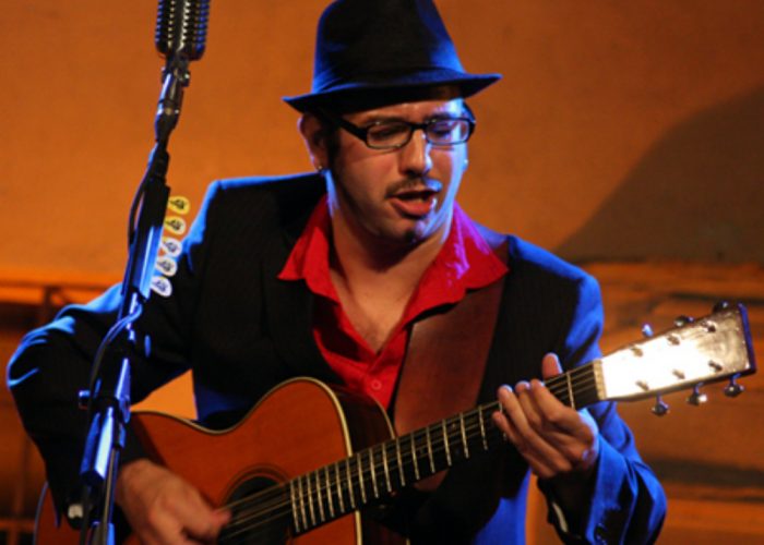 Al Diavolo Rosso il blues di Francesco Piu e il jazz dell'astigiano Aura Quartet