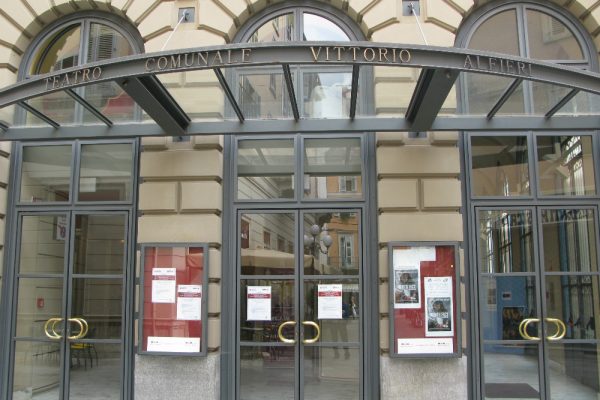 Al Teatro Alfieri duespettacoli per il Carnevale