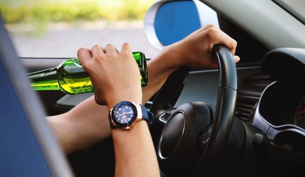 alcol auto motori ubriaco