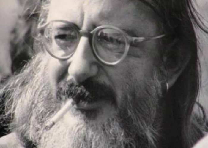 Alla memoria di Augusto Daolio la piazza di Quarto Superiore