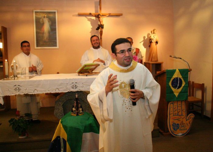 Alla Torretta la messa è in portogheseAnche l'Asti Calcio a 5 tra i fedeli