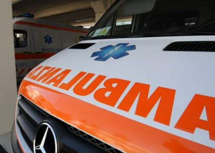 ambulanza-generica-09-jpg-266986.660x368
