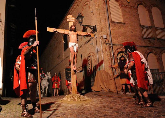 Antignano come Gerusalemme,questa sera la Via Crucis