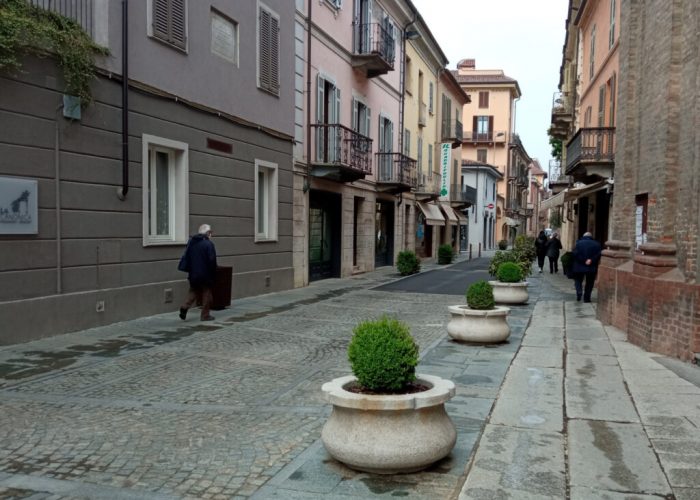 I dehors in via Pio Corsi si faranno attendere ancora un po'