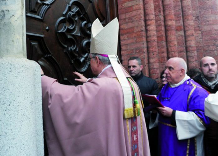 Aperta la Porta Santa,5000 pellegrini in Cattedrale