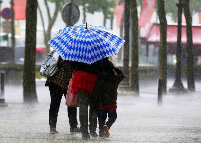 Arriva la pioggia a rovinare le Sagre:sicuramente si mangia, in forse la sfilata