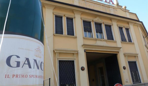 Asti docg, Gancia rientra nel ConsorzioRitorna la questione del capoluogo