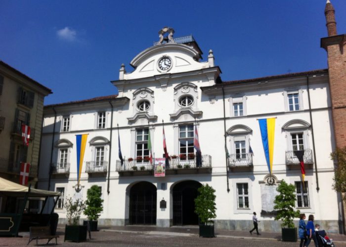 Asti e Biberach, 30 anni di amiciziaGiochi, folklore e gola per festeggiare