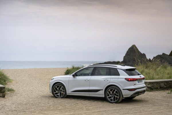 Audi Q e tron quattro