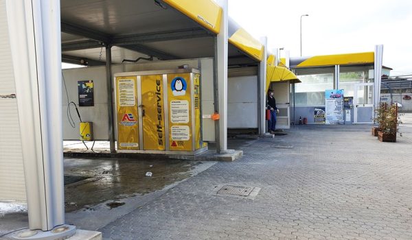 autolavaggio giada