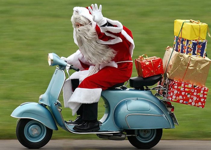 babbo natale vespa