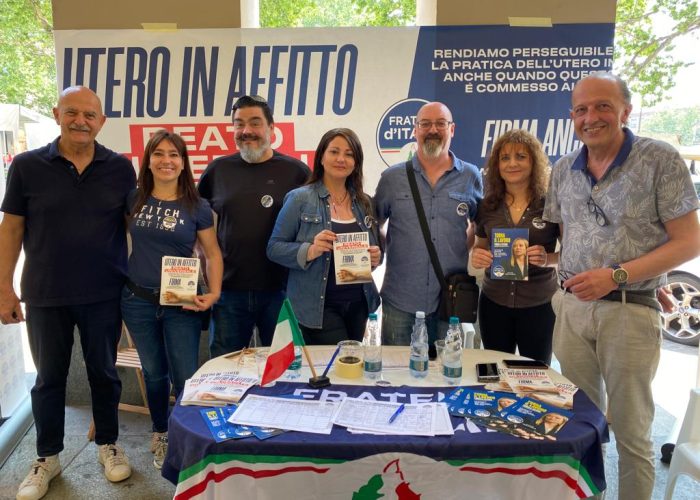 banchetto utero contro l'utero in affitto