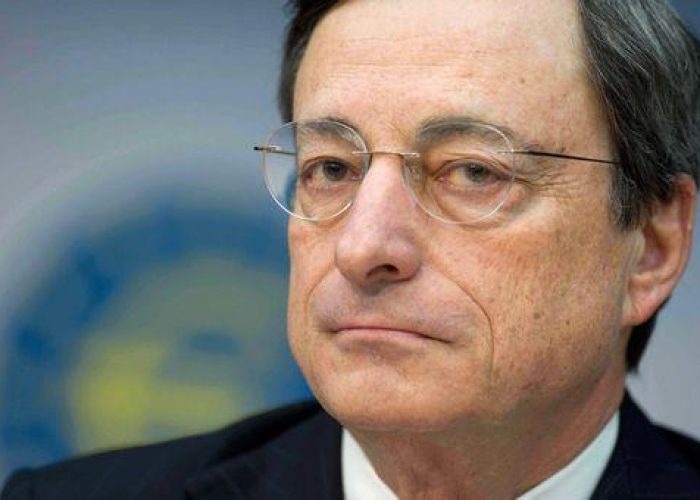 Bce/ Draghi: Euro richiede istituzioni forti e Unione politica