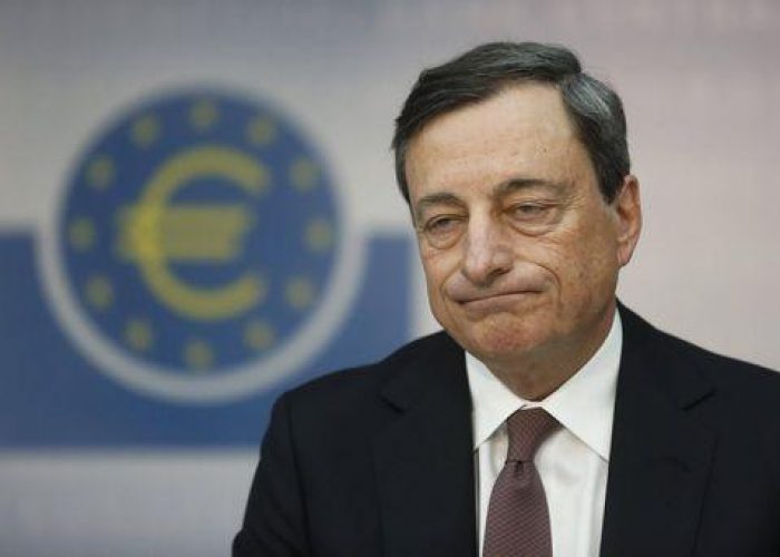 Bce/ Draghi: Oggi discussa ipotesi di taglio a tassi interesse