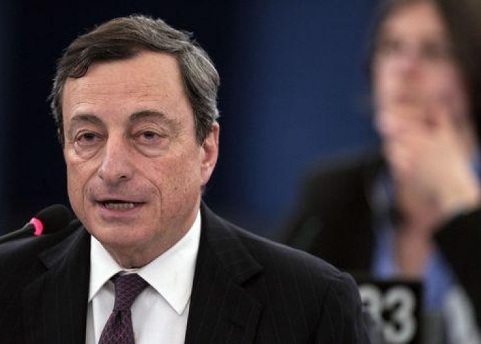 Bce/ Draghi:Tensioni eurozona calate, ma stabilità resta fragile