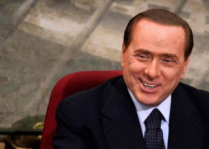 Berlusconi: Bersani e Monti? Disperati. Noi in area di sorpasso