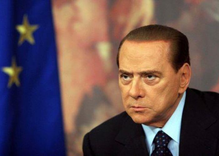 Berlusconi: Mercati giù per promesse elettorali?Monti truffatore
