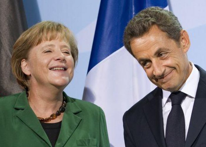 Berlusconi: Merkel-Sarkozy? Tentativo assassinio mia credibilità