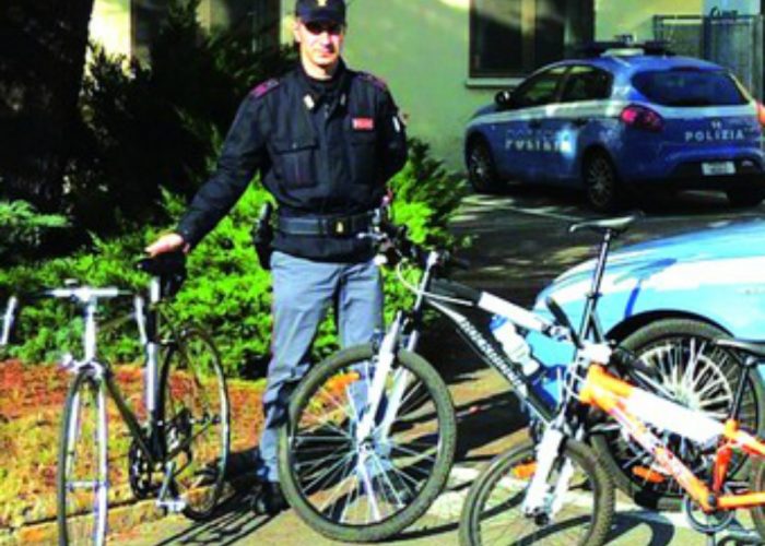 Bici rubate e arnesi da scasso,sette giovani denunciati