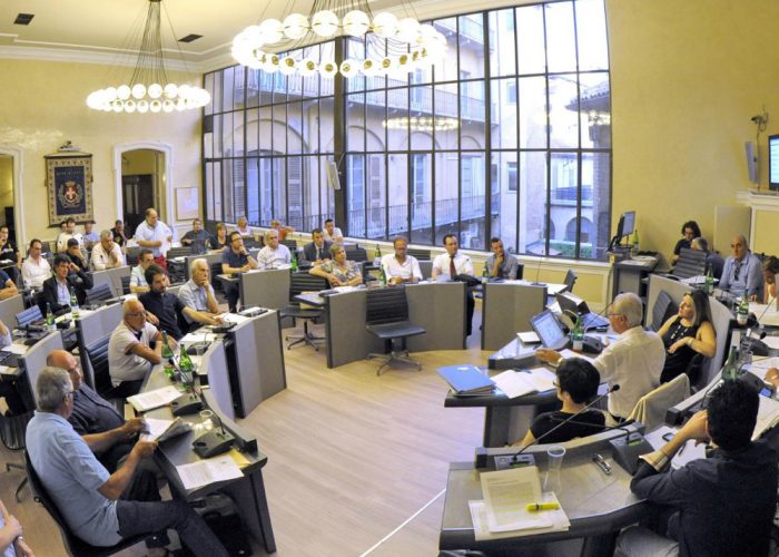 Bilancio, sì alla variazioneNuovi lavori alla piscina e a San Rocco