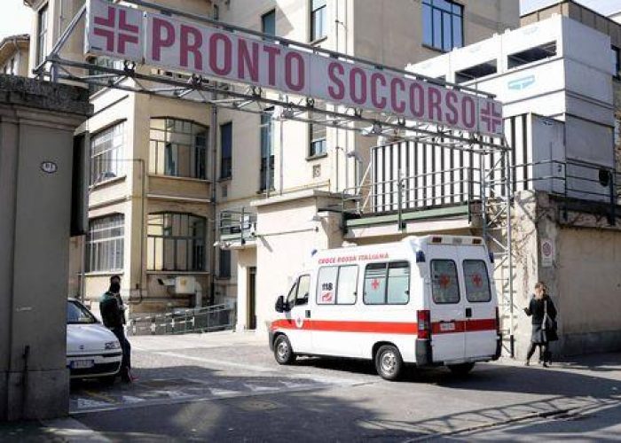 Bologna, condizioni salute neonata di non immediata gravità