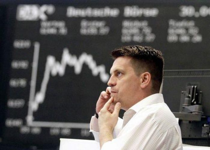 Borsa/ Banche in accelerazione, Unicredit +5% e Mps vola a +15%