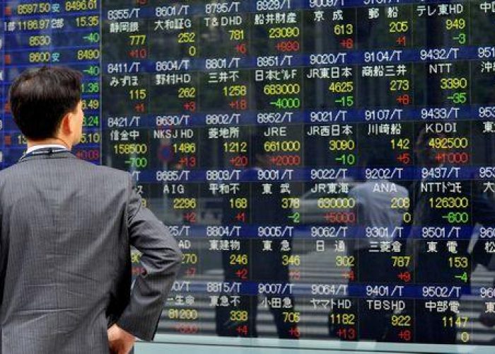 Borsa/ Tokyo chiude in forte rialzo, il Nikkei a +2,99%