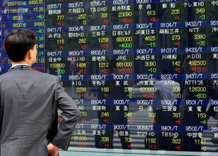 Borsa/ Tokyo chiude in ribasso, Nikkei -0,15%