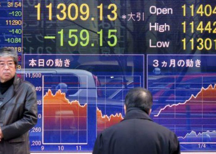 Borsa/ Tokyo crolla, -2,26% per incertezza dopo voto Italia