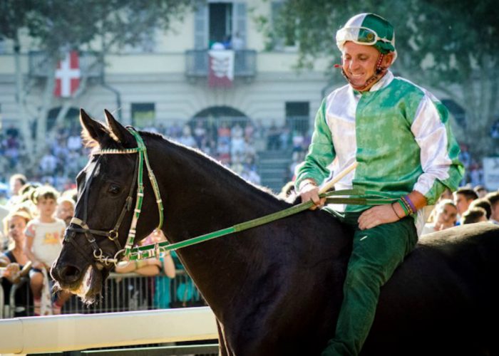 Bucefalo: «Il mio trentesimo Palio?Potevo correrlo solo a San Rocco»